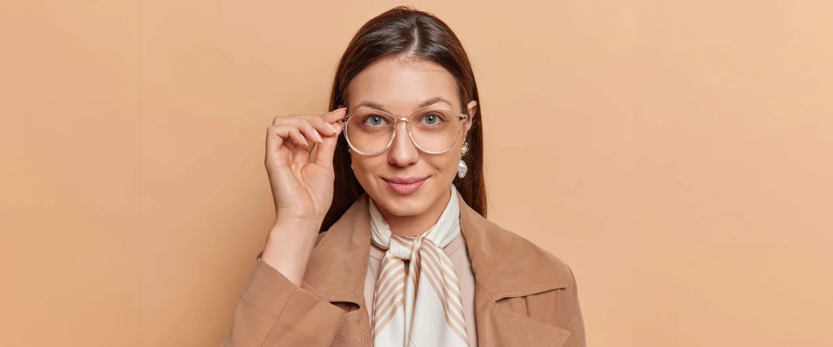 Αυτά είναι τα καλύτερα γυαλιά για οβάλ πρόσωπο